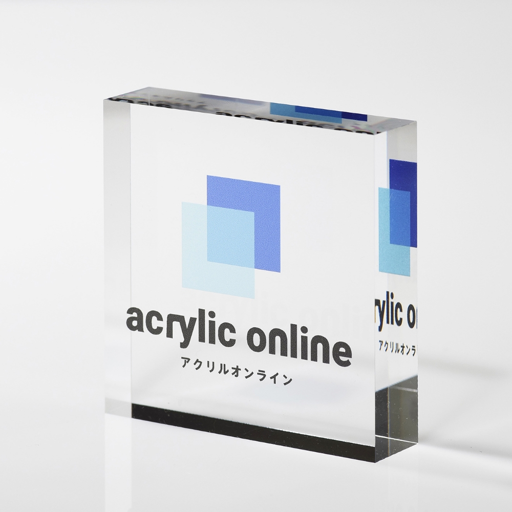 透明のような印刷が可能な仕様